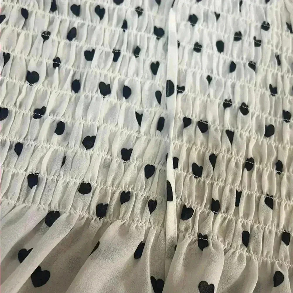 Rose & Olive Sheer Cream Heart Print Babydoll Top - Women's Small - Picture 8 of 8